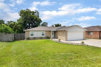 12757 Lake Conroe Hills Dr in Willis, TX - Building Photo - Building Photo