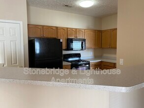 1104 Lighthouse Dr in Jeffersonville, IN - Building Photo - Building Photo