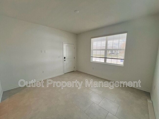 692 Reggie Rd in Winter Haven, FL - Building Photo - Building Photo