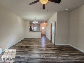 127 Beacon Woods Dr in Holly Ridge, NC - Foto de edificio - Building Photo