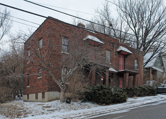 2809 Marshall Ave in Cincinnati, OH - Building Photo - Building Photo