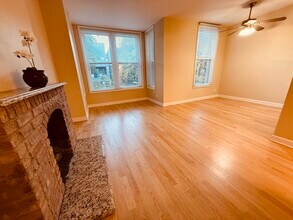 2133 N Sheffield Ave in Chicago, IL - Building Photo - Building Photo