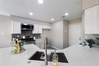 12804 Modena Trail in Austin, TX - Building Photo - Building Photo