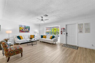 2628 NE 49th St in Fort Lauderdale, FL - Building Photo - Building Photo