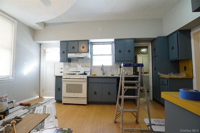 91-06 97th Ave in Queens, NY - Building Photo - Building Photo