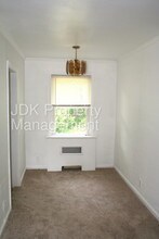 1400 Roslyn Dr-Unit -15c in Burlington, NC - Building Photo - Building Photo