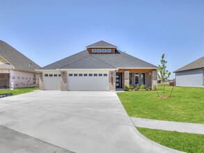 16302 S 89th E Ave in Bixby, OK - Building Photo - Building Photo