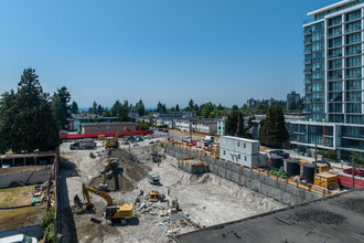 O2 in Burnaby, BC - Building Photo - Building Photo