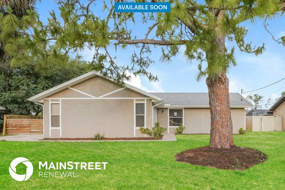 6090 Clearfield Ave in Cocoa, FL - Building Photo
