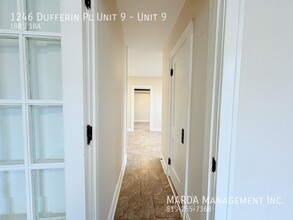 1246 Dufferin Pl in Windsor, ON - Building Photo - Building Photo