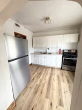 114 S Mississippi St in Blue Grass, IA - Building Photo - Building Photo