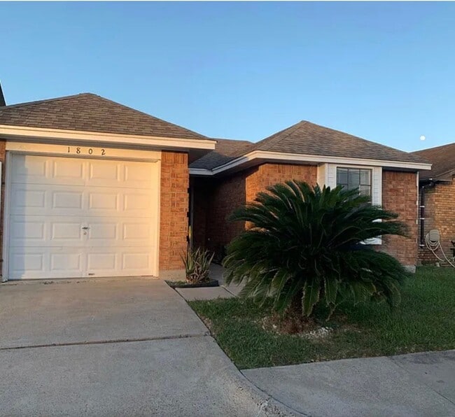 property at 1802 Bobcat Ln