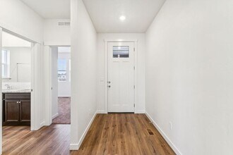 7877 E Beaufort St in Nampa, ID - Building Photo - Building Photo