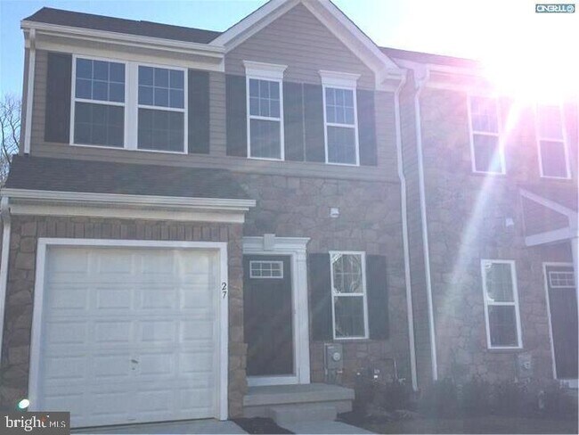property at 27 Franklin Cir