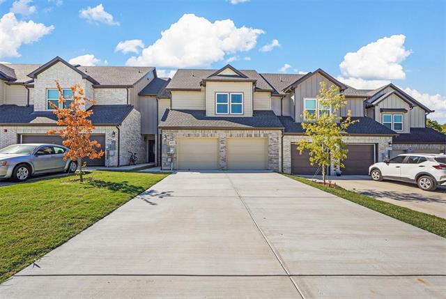 property at 1001 Debby Ct