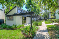 Park Mesa Villas in Costa Mesa, CA - Building Photo - Building Photo