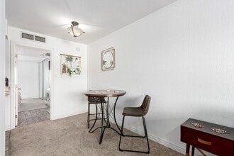 5995 N 78th St in Scottsdale, AZ - Building Photo - Building Photo