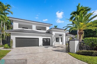 27 Pelican Dr in Fort Lauderdale, FL - Building Photo - Building Photo