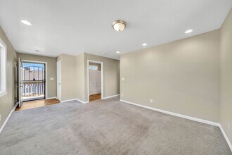 205 California St in Suisun City, CA - Foto de edificio - Building Photo