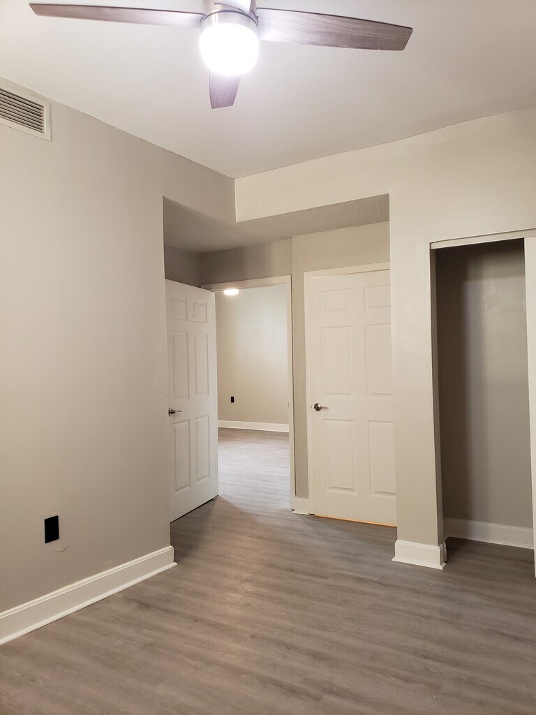 The School Haus Bellevue, KY Apartments