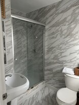 506 SW 18th Ct, Unit Hilda in Fort Lauderdale, FL - Building Photo