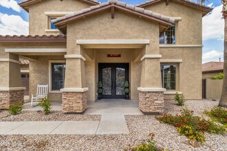 18330 W Woodrow Ln in Surprise, AZ - Building Photo - Building Photo