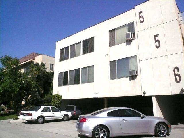 556 Kings N Rd, Unit 1
