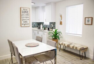 329 Madison St in Hollywood, FL - Building Photo - Building Photo