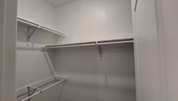 1425 Waverley Dr photo'