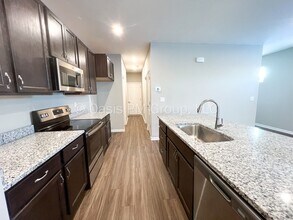 521 Rochdale Run in Delaware, OH - Building Photo - Building Photo