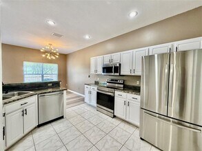 11020 Blaine Top Pl in Tampa, FL - Building Photo - Building Photo