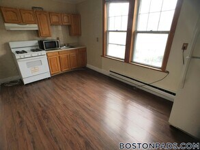 739 Parker St in Boston, MA - Building Photo - Building Photo