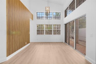 1525 Seabay Rd in Weston, FL - Building Photo - Building Photo