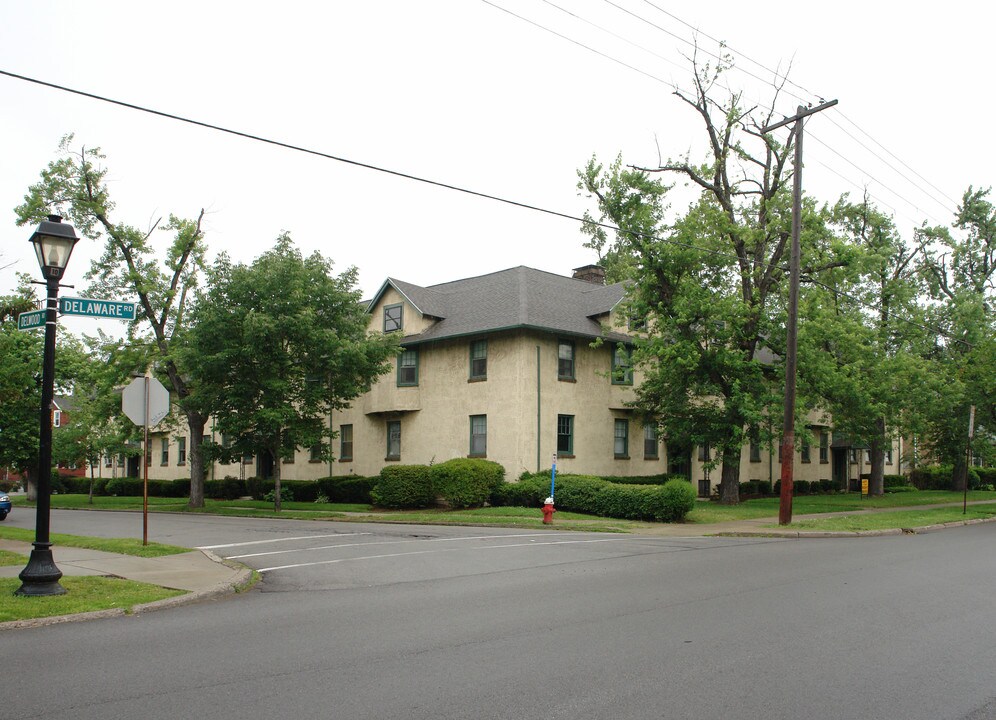 Delaware Road Apartments in Kenmore, NY - Foto de edificio