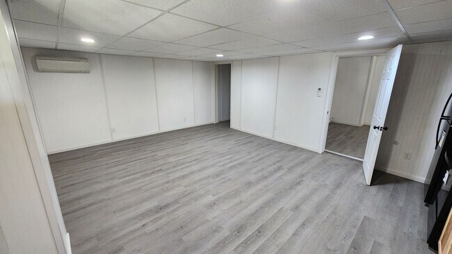 1157 W Pine St in Coal Township, PA - Building Photo - Building Photo
