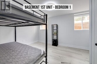 1793 Parkside Dr in Pickering, ON - Building Photo - Building Photo