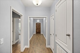 8393 New Orleans Ct in Navarre, FL - Building Photo - Building Photo
