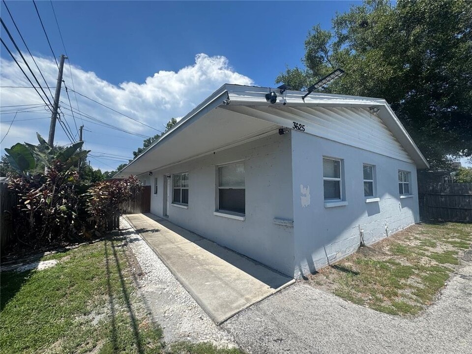 3625 141st Ave N in Largo, FL - Building Photo