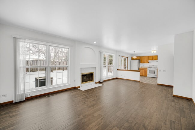 4782 Amber Cir in Hoffman Estates, IL - Building Photo - Building Photo