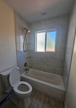 330 N 985 W, Unit 332 in Orem, UT - Foto de edificio - Building Photo