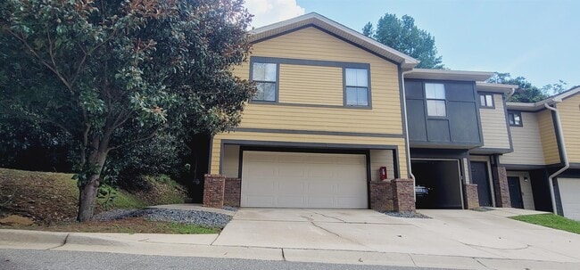 property at 2300 Timber Oak Ln