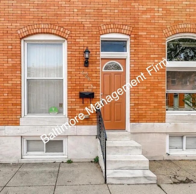 property at 626 S Macon St.