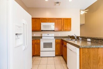 6119 Chapledale Dr in Orlando, FL - Building Photo - Building Photo
