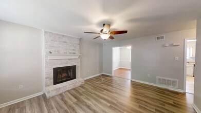 334 Lamplighter Ln in Martinez, GA - Building Photo - Building Photo