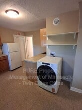 987 N Churchill St in St. Paul, MN - Building Photo - Building Photo