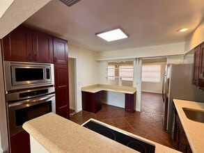 1002 Jeffords St in Clearwater, FL - Building Photo - Building Photo