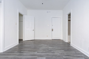 The Oxford @ Olympic Apartments