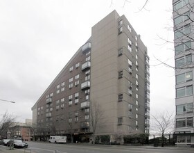 Market Place Tower in Seattle, WA - Building Photo - Building Photo