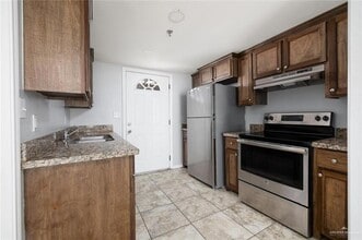 416 E 5th St, Unit C3 in Weslaco, TX - Foto de edificio - Building Photo