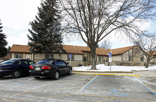 Teamsters Residences in Maumee, OH - Building Photo - Building Photo